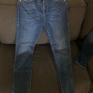 Women’s Blue Jeans